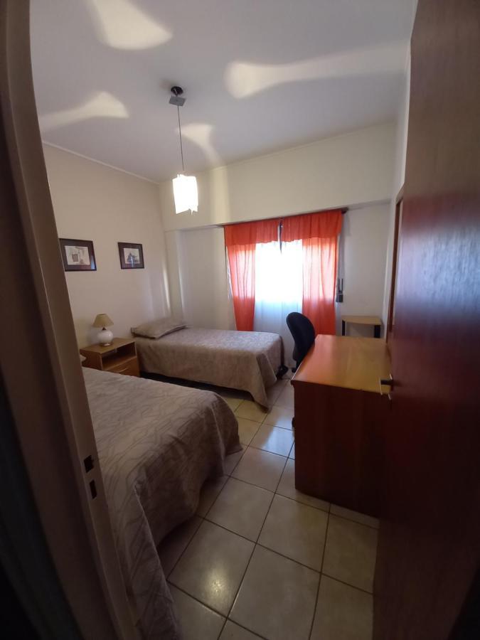 Temporario La Plata Centro Balcon Al Frenteアパートメント エクステリア 写真