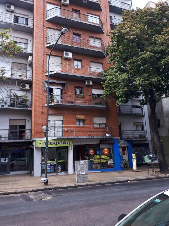 Temporario La Plata Centro Balcon Al Frenteアパートメント エクステリア 写真